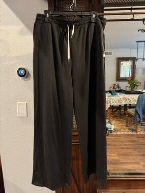 Vuori Black Wide-Leg Drawstring Sweatpants